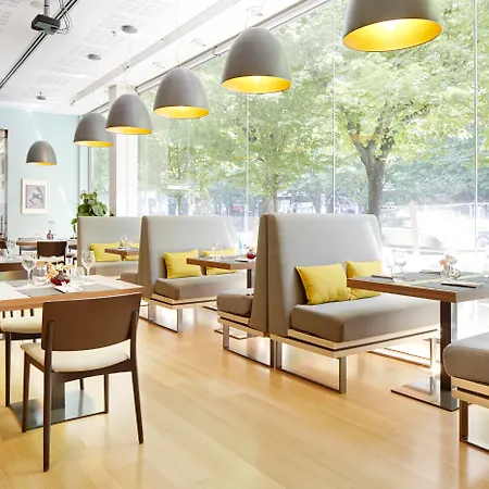Zinema7 Hotel