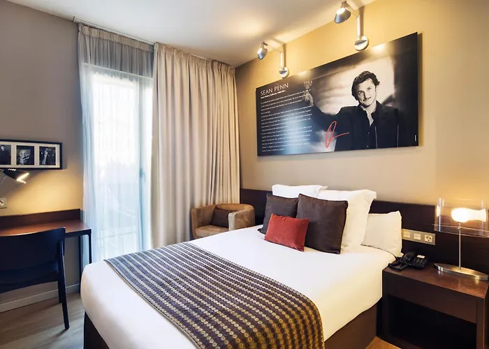 Hotell Zinema7 San Sebastián