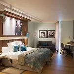Hotel Zinema7