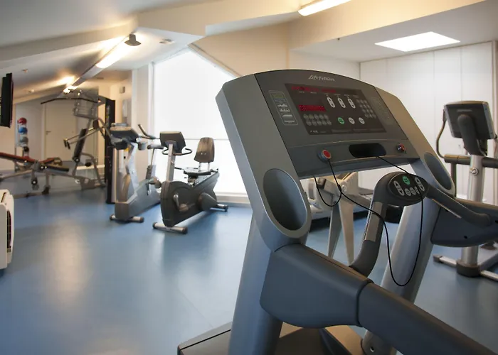 Zinema7 4* سان سيباستيان