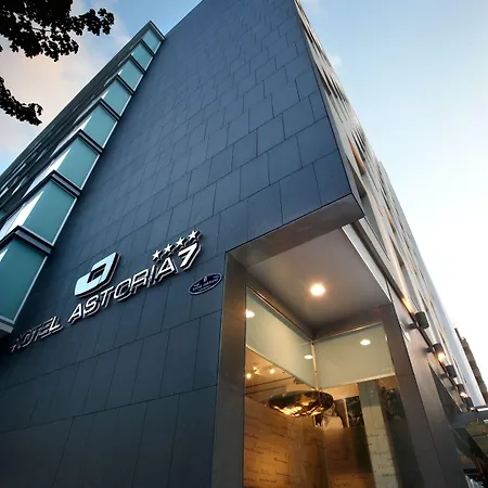 Zinema7 酒店 圣塞瓦斯蒂安